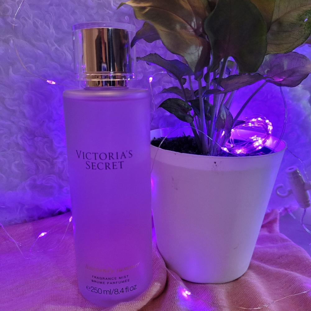🌸🌸VS HEAVENLY SUMMER BODY MIST🌸🌸NEW!!